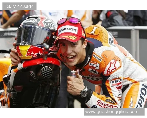 足球球星带你走进医院 看病人与明星医生的特别故事